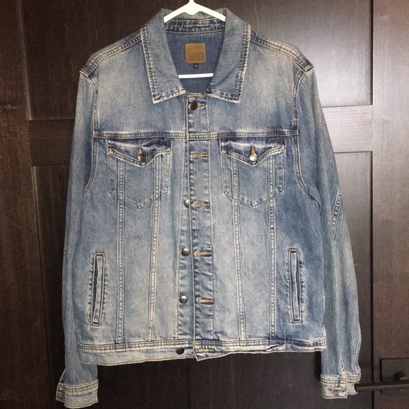 Joe’s Jean Jacket - Picture 1 of 4